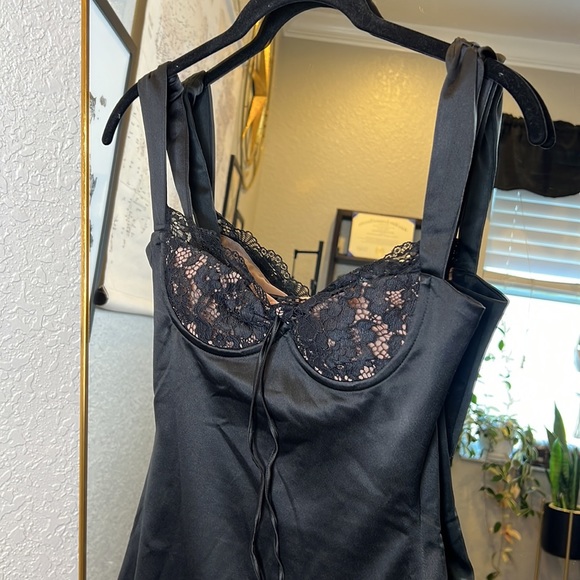 HOUSE OF CB 'Adriana' Black Satin And Lace Mini Dress NWOT - Picture 15 of 15